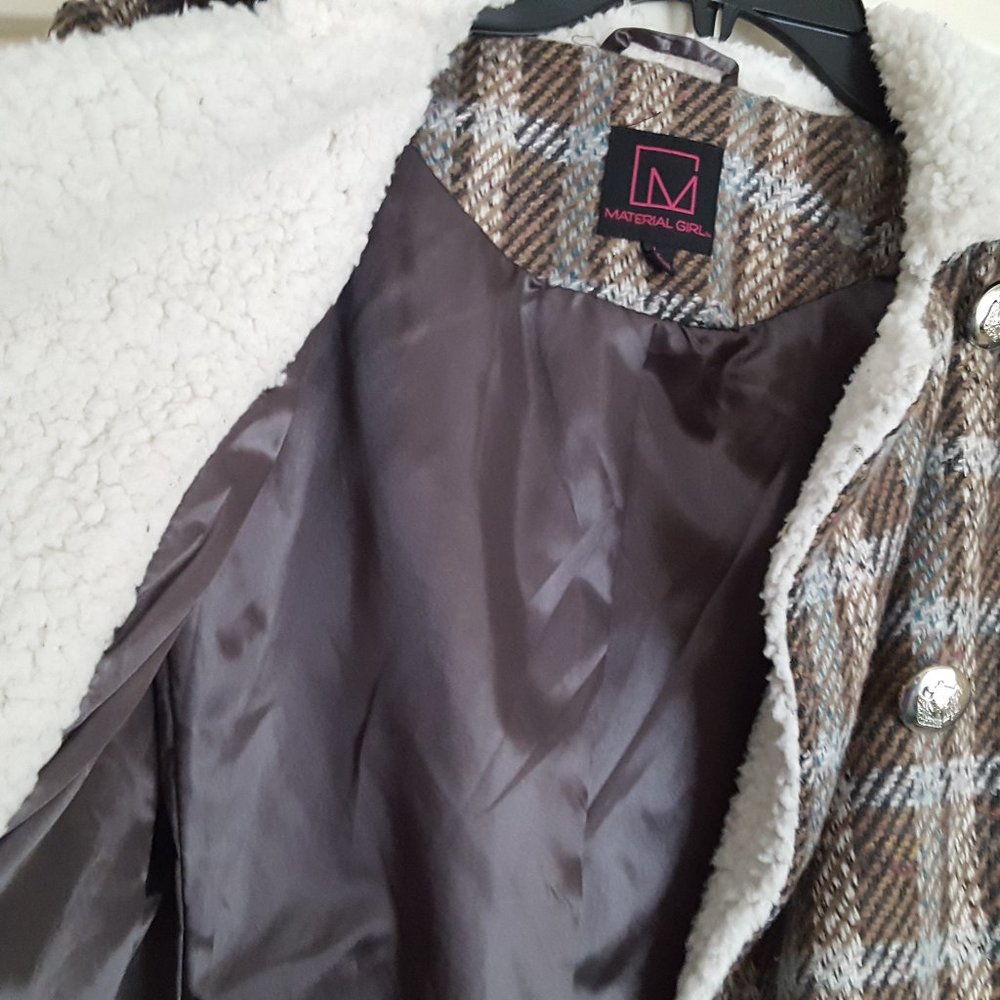 Coat Light-Weight - Picture 14 of 15